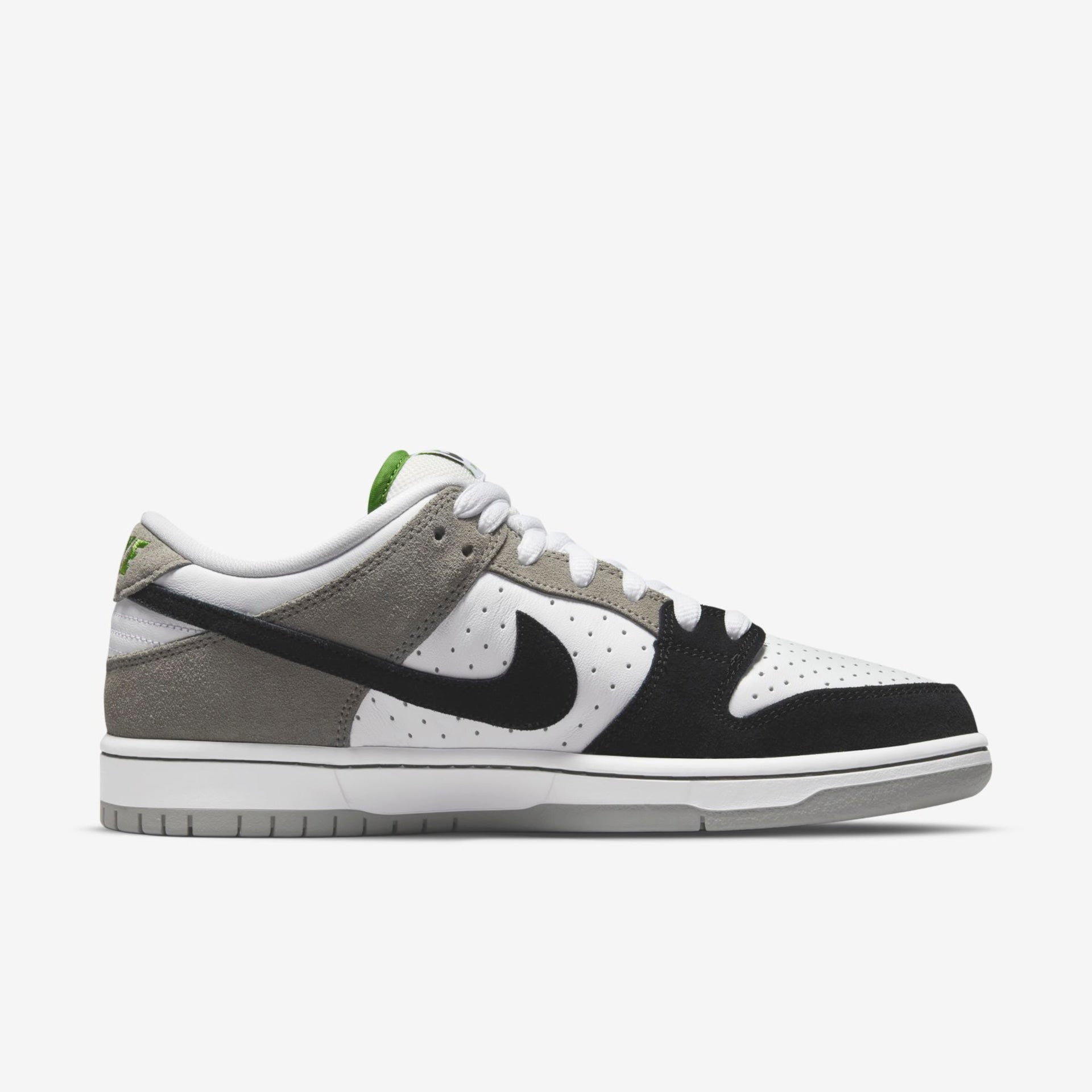 Nike SB Dunk Low Chlorophyll