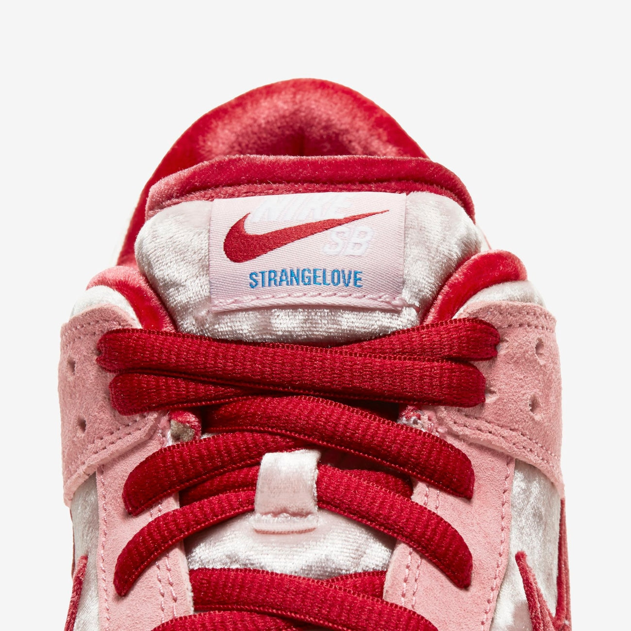 Nike SB Dunk Low "Strangelove"