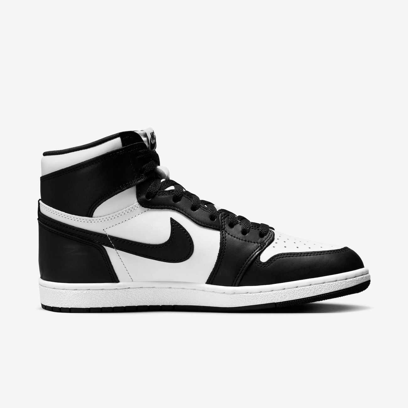 Nike Air Jordan 1 "Black/White"