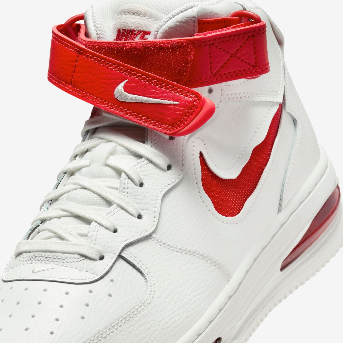 Nike Air Force 1 Mid EVO Masculino