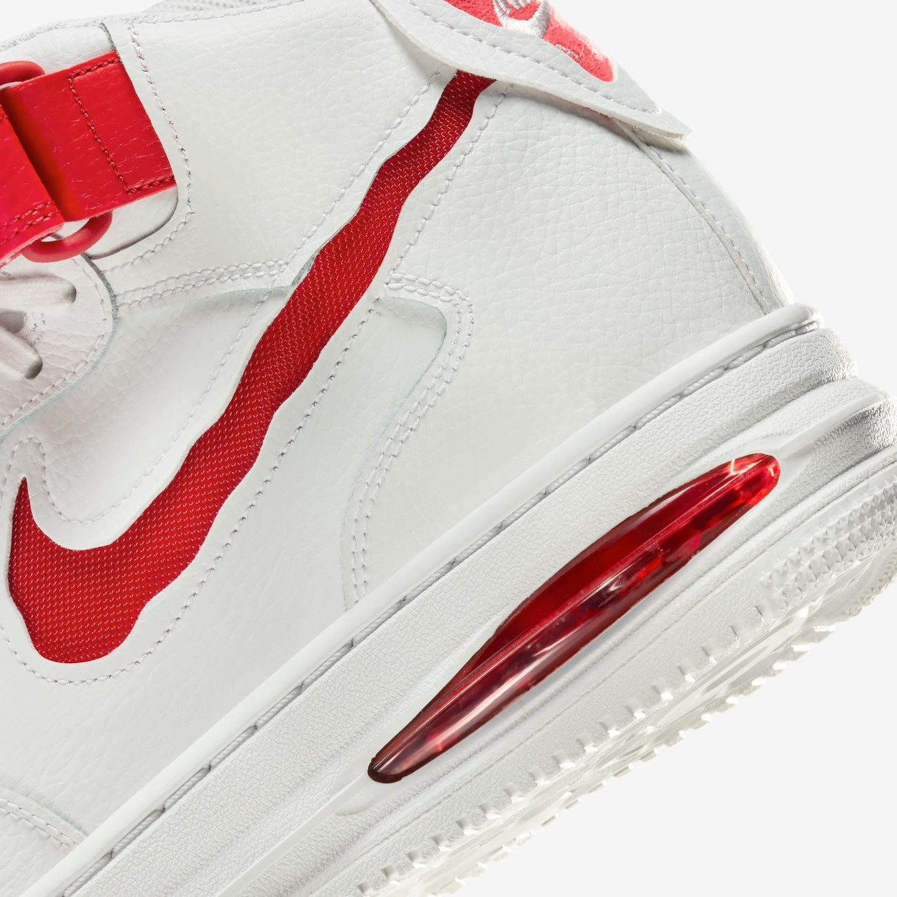 Nike Air Force 1 Mid EVO Masculino