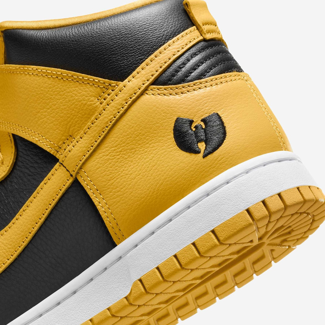 Nike Wu-Tang Clan Dunk High "Black and Pollen"