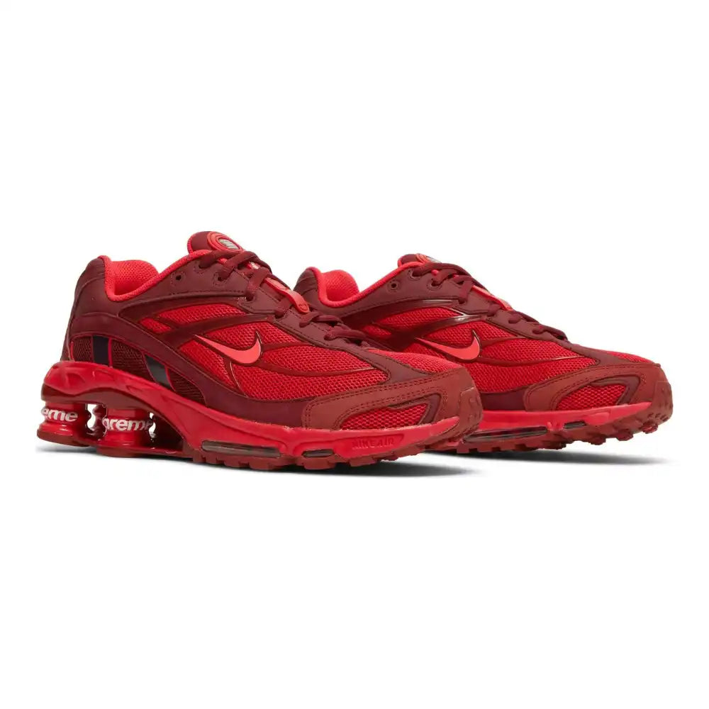 Nike Shox R4 x Supreme “Red”