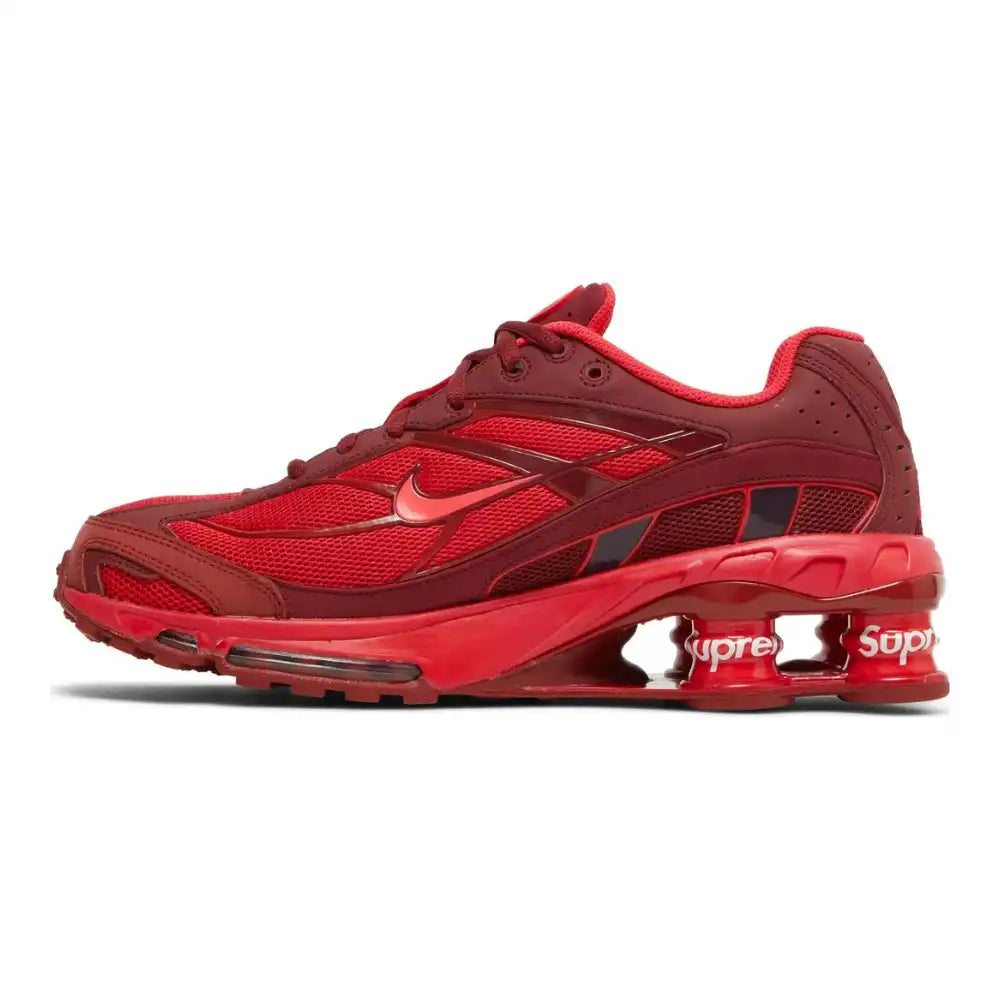 Nike Shox R4 x Supreme “Red”