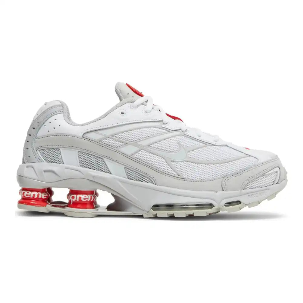 Nike Shox R4 x Supreme "White"