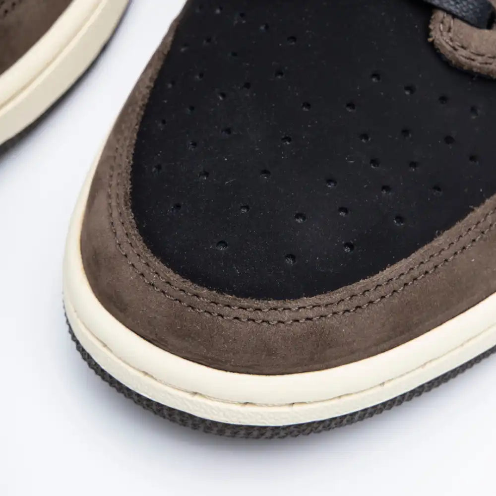 Nike Travis Scott x Air Jordan 1 Low " Dark Mocha"
