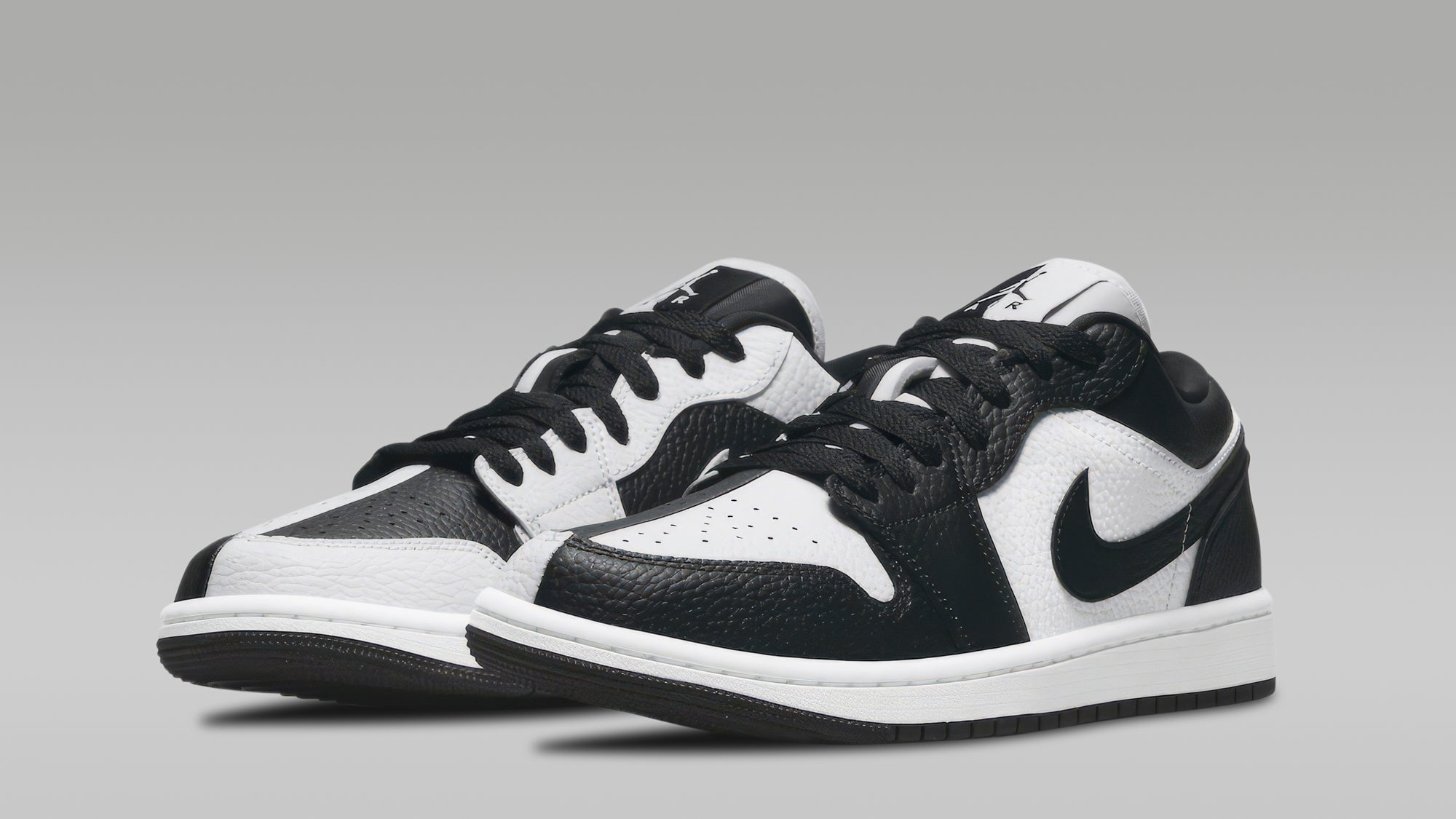 Nike Air Jordan 1 Low "Invert Black White"