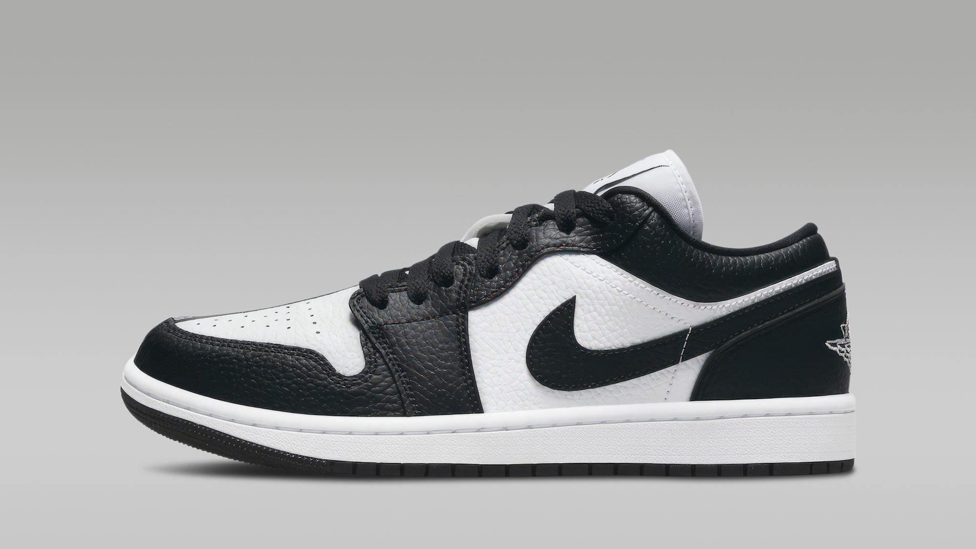 Nike Air Jordan 1 Low "Invert Black White"