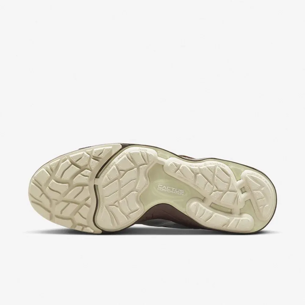 Travis Scott x Nike Zoom Field Jaxx Chocolate