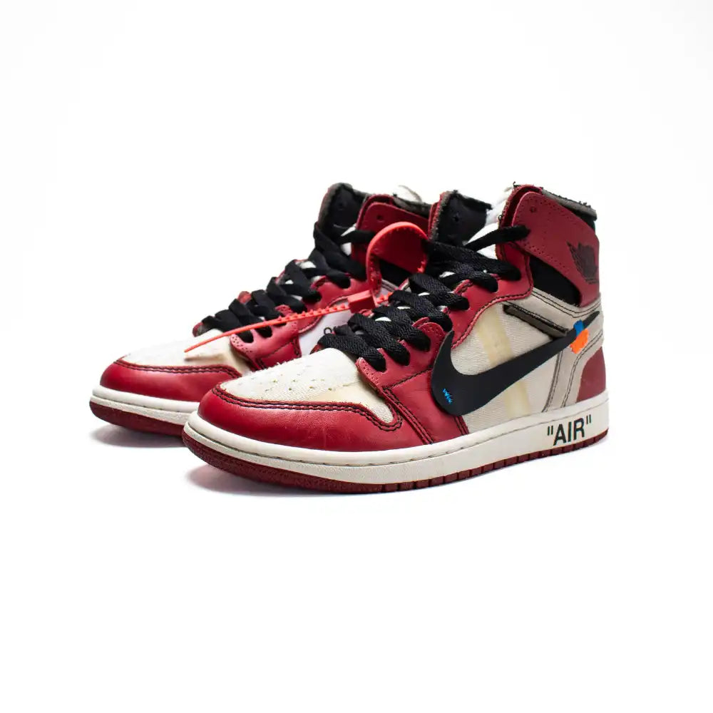 Nike Air Jordan 1 Retro High x Off-White "Chicago"