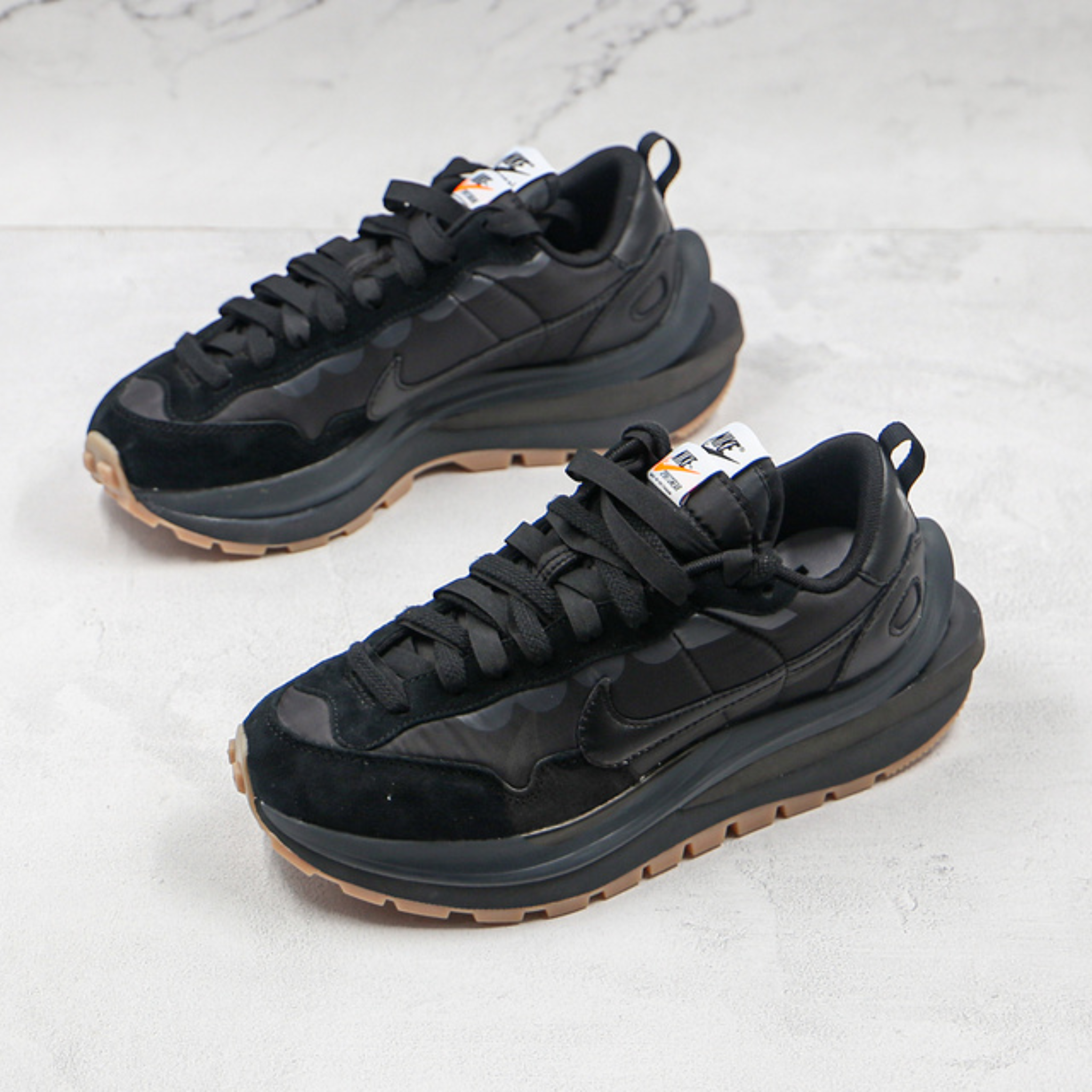 Nike Sacai x VaporWaffle OFF-NOIR