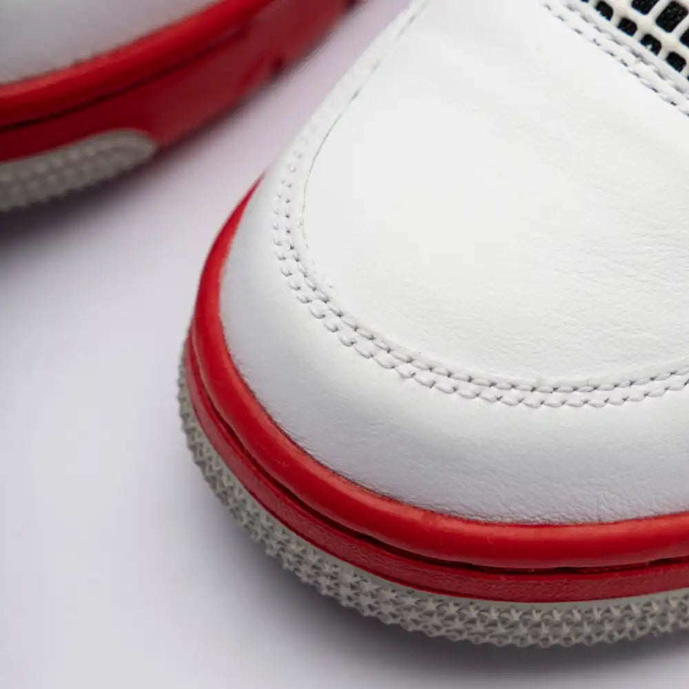 Nike Air Jordan 4 Retro "Fire Red 2020"