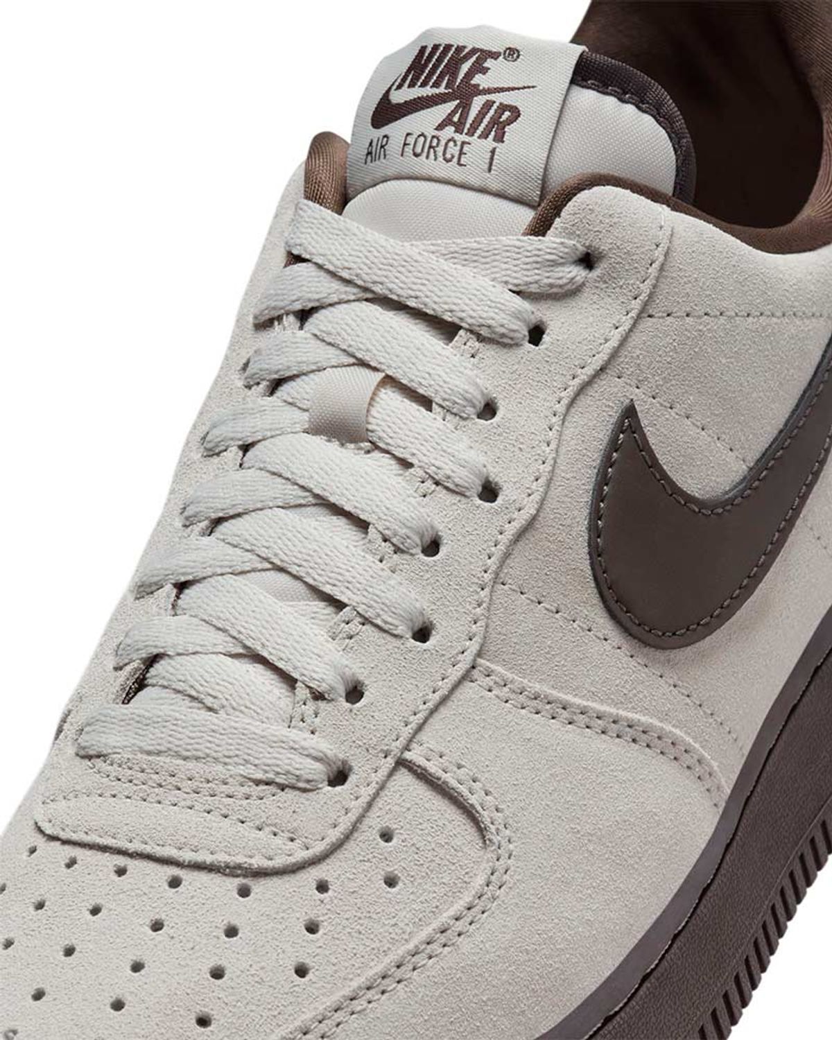 Tênis Nike Air Force 1 Low '07