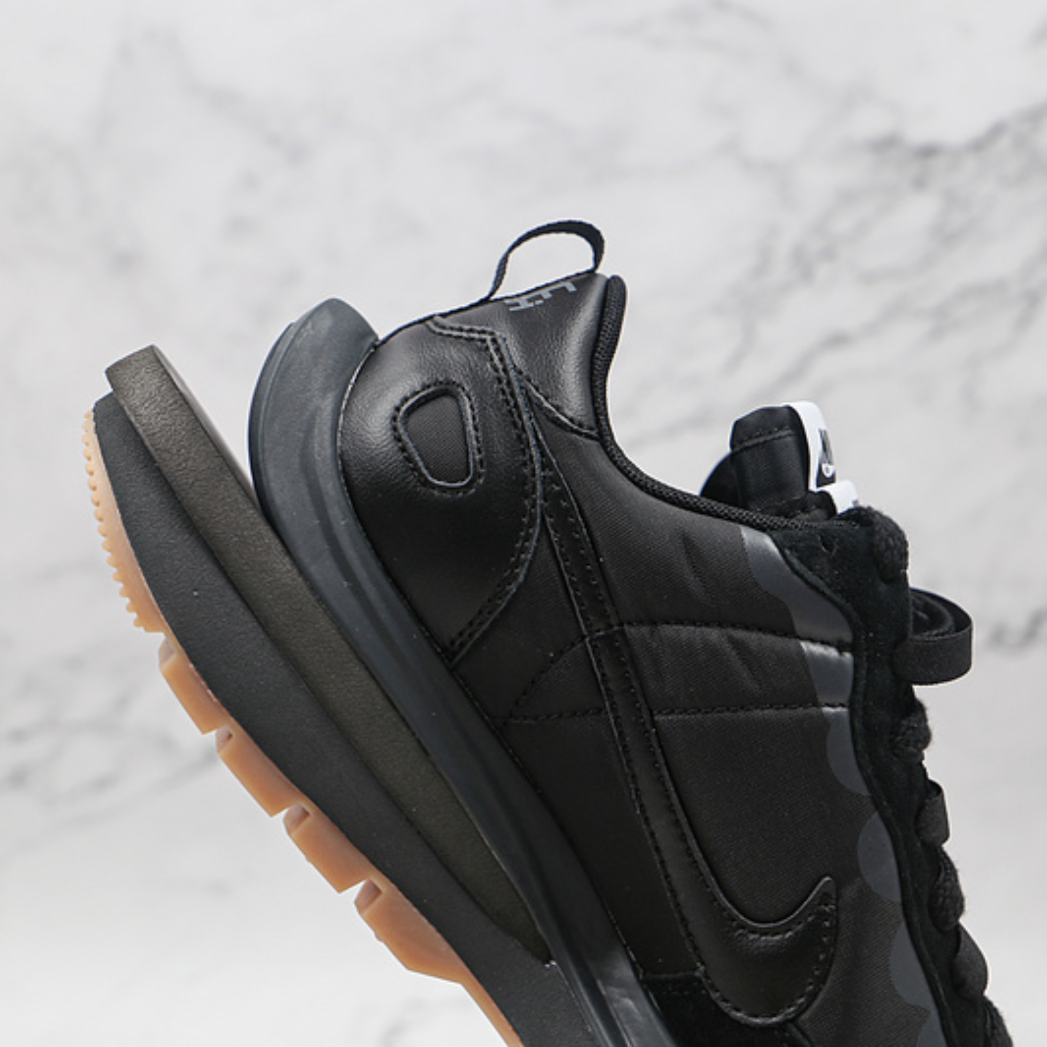 Nike Sacai x VaporWaffle OFF-NOIR