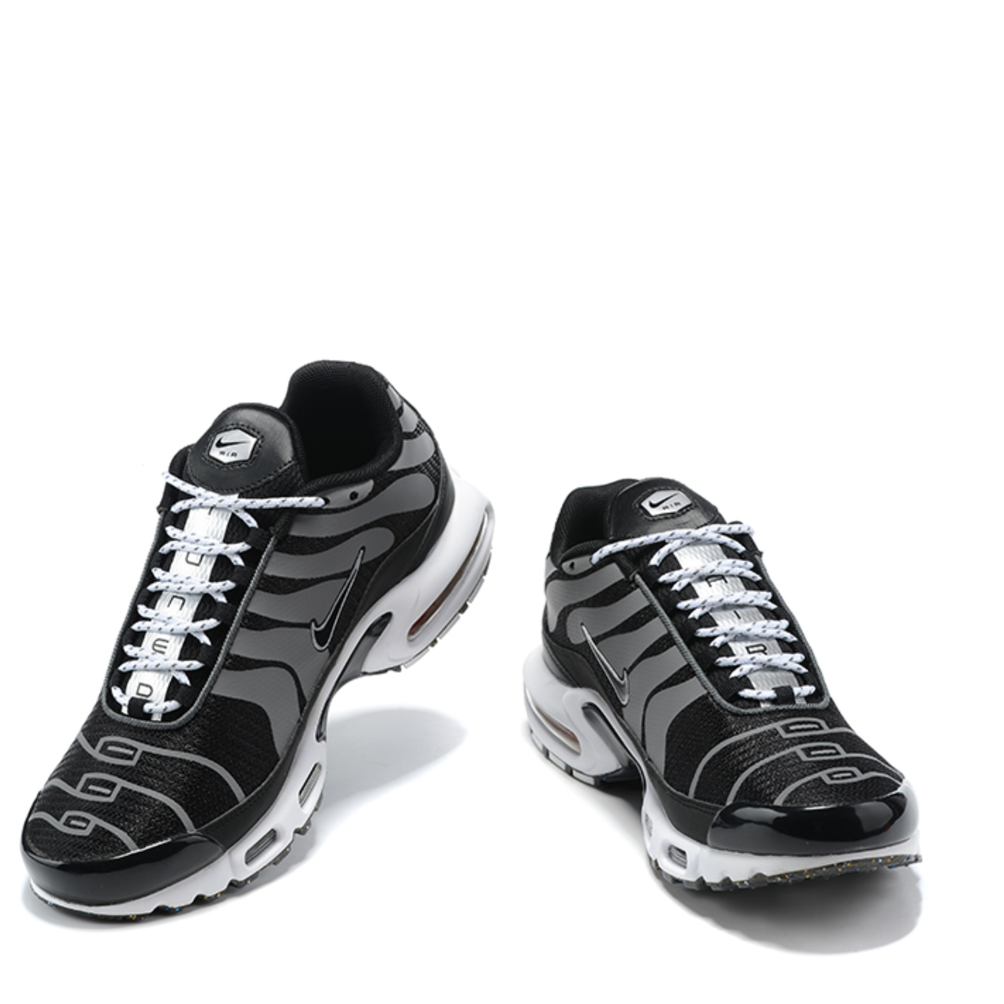 Nike Air Max Plus "Black/White"