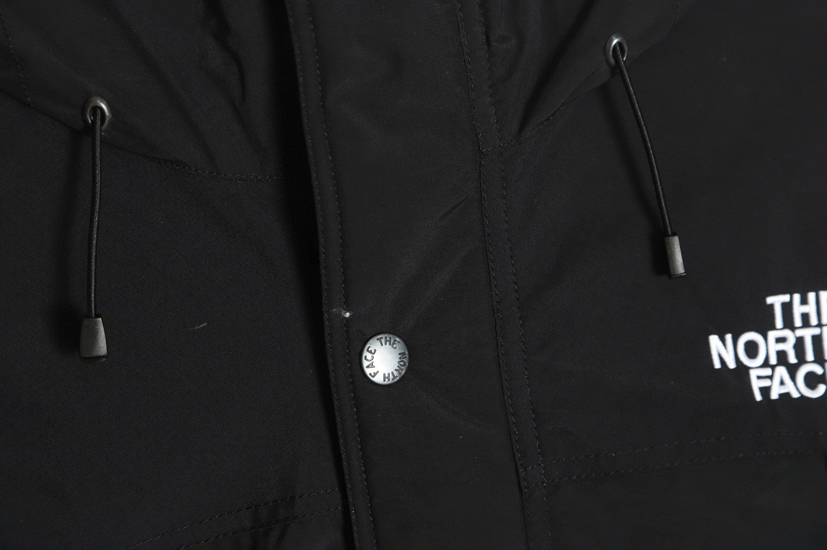 The North Face Mountain Light Jacket - Preta/Preta