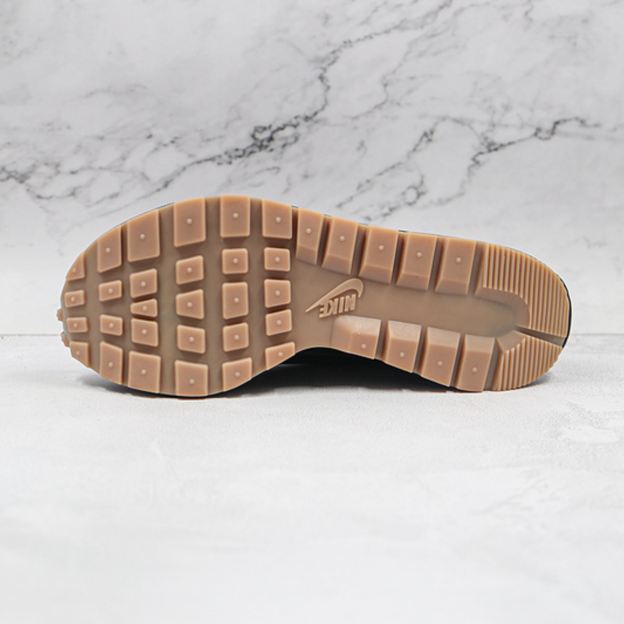 Nike Sacai x VaporWaffle OFF-NOIR