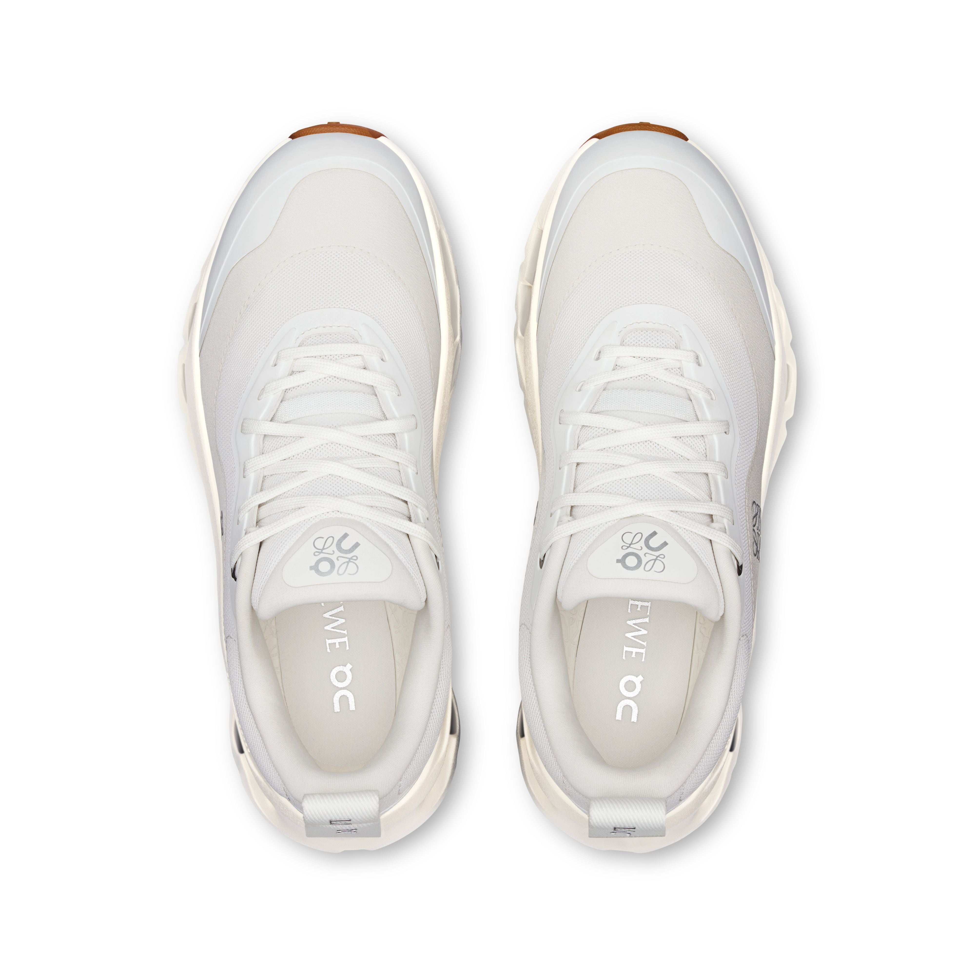 On Running Cloudtilt - Triple White