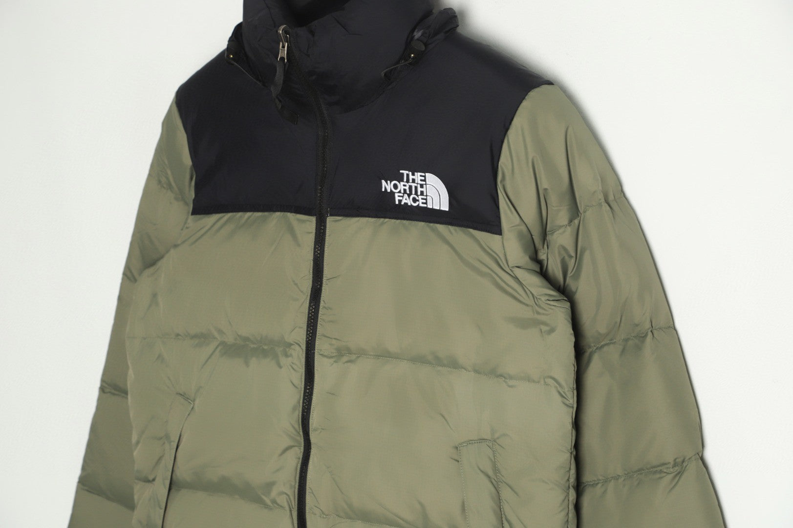 The North Face 1996 Retro Nuptse Jacket – Verde/Preto