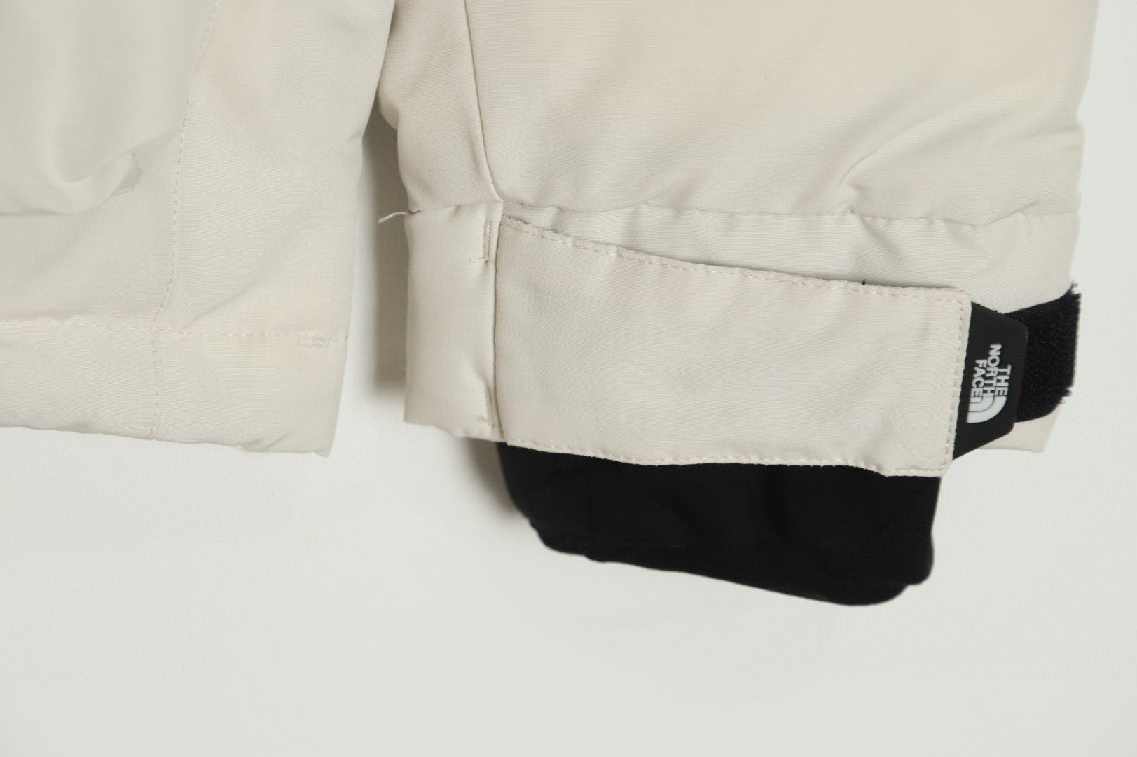 The North Face Expedition Parka OffWhite