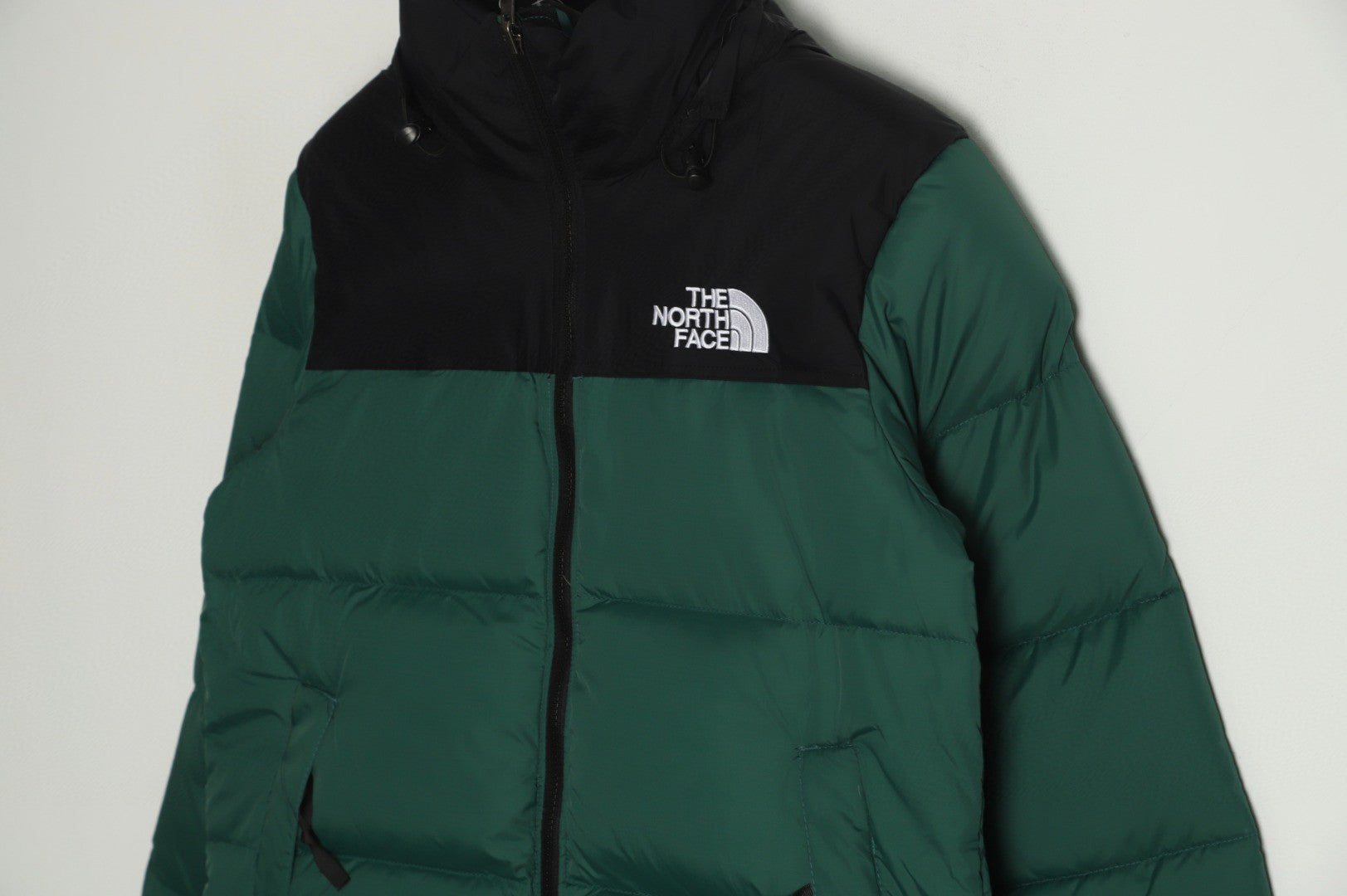 The North Face 1996 Retro Nuptse Jacket – Verde/Preto