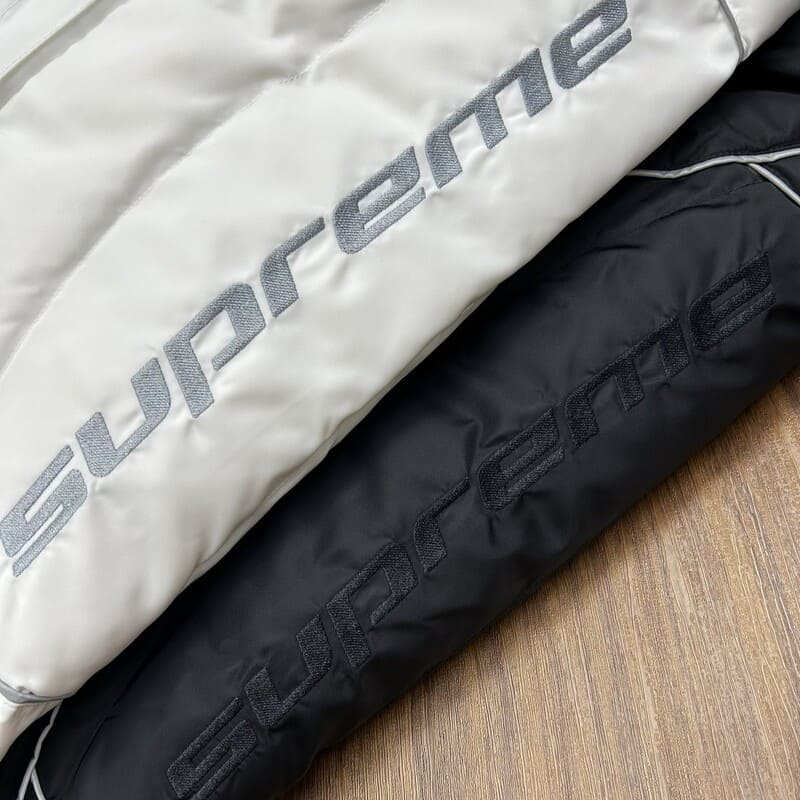 Jaqueta Puffer Supreme x Jordan - White