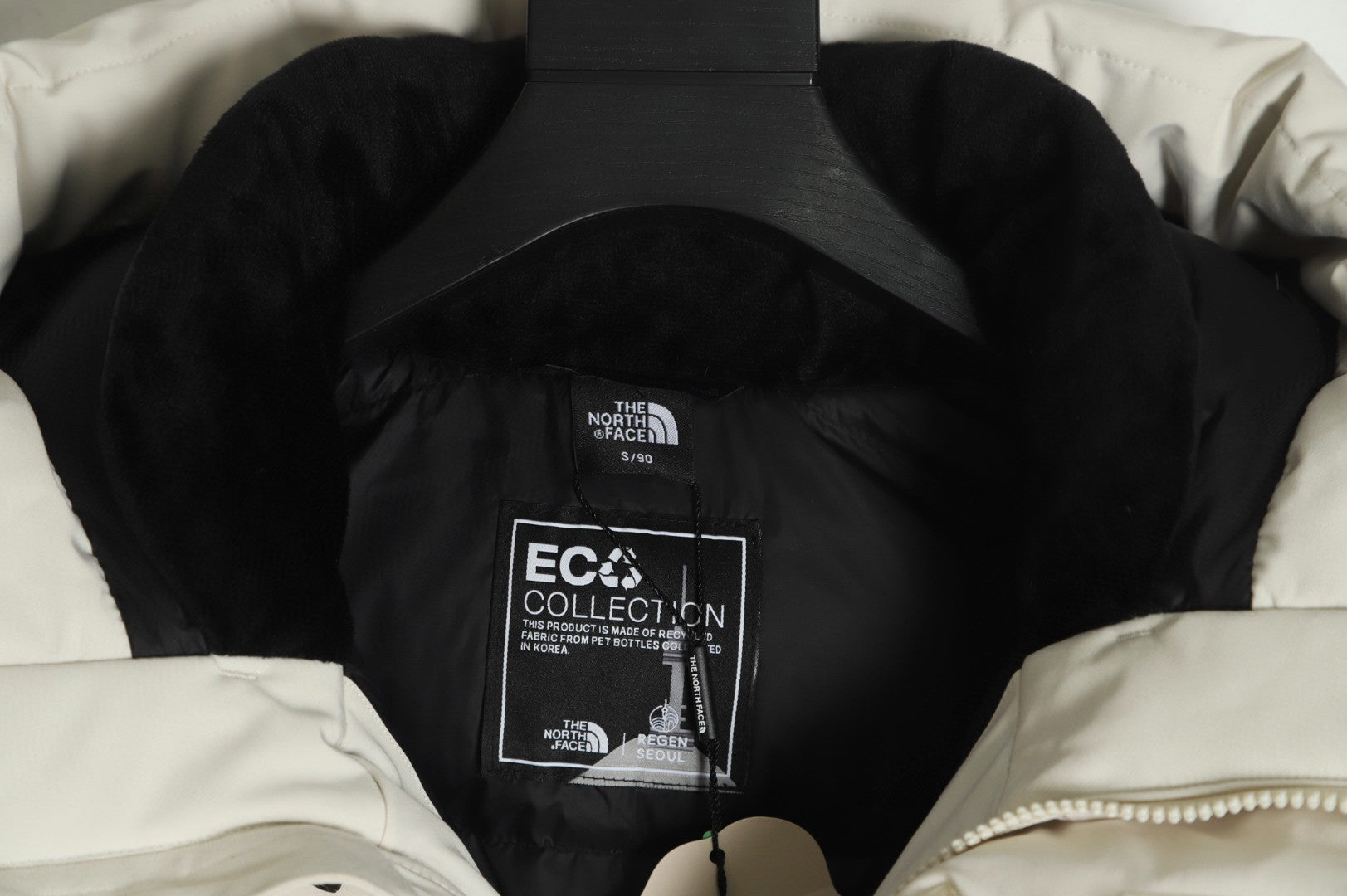 The North Face Expedition Parka OffWhite