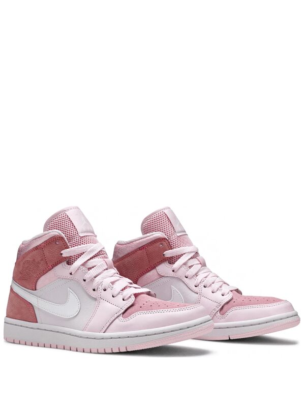 Nike Air Jordan 1 Mid Wmns “Digital Pink”