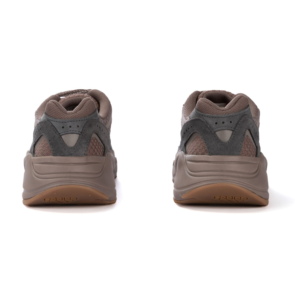 Yeezy Boost 700 v2 "Mauve"