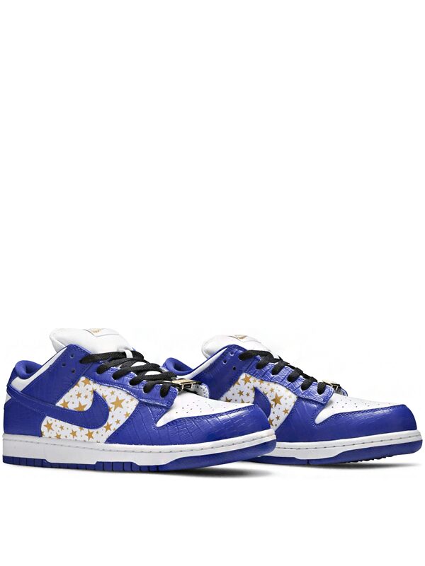 Nike SB Dunk Low x Supreme "Stars Hyper Royal"(2021)