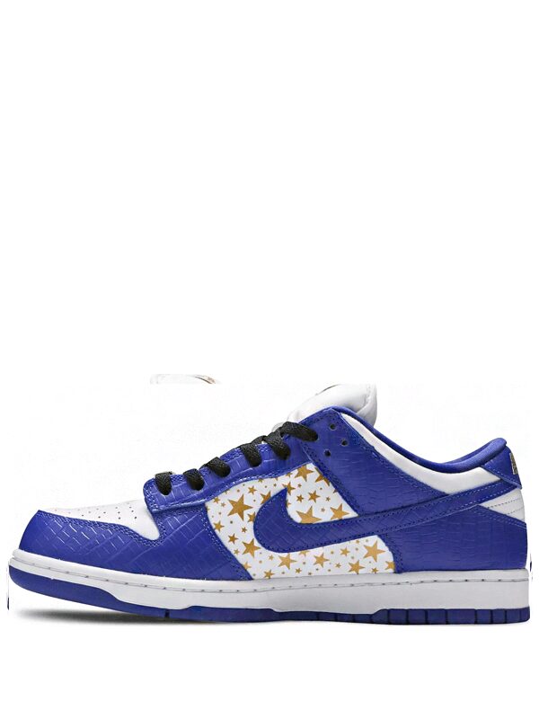 Nike SB Dunk Low x Supreme "Stars Hyper Royal"(2021)