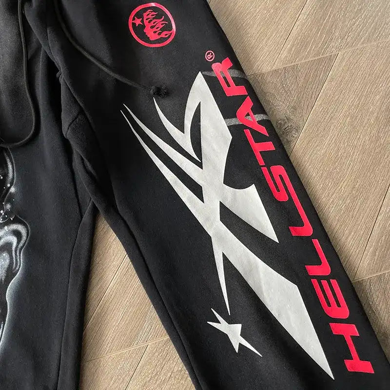 Calça Hellstar Airbrushed "Skull Flare"