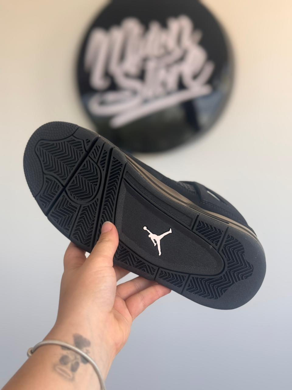 Nike Air Jordan 4 Retro "Black Cat" (Pronta entrega, 38)