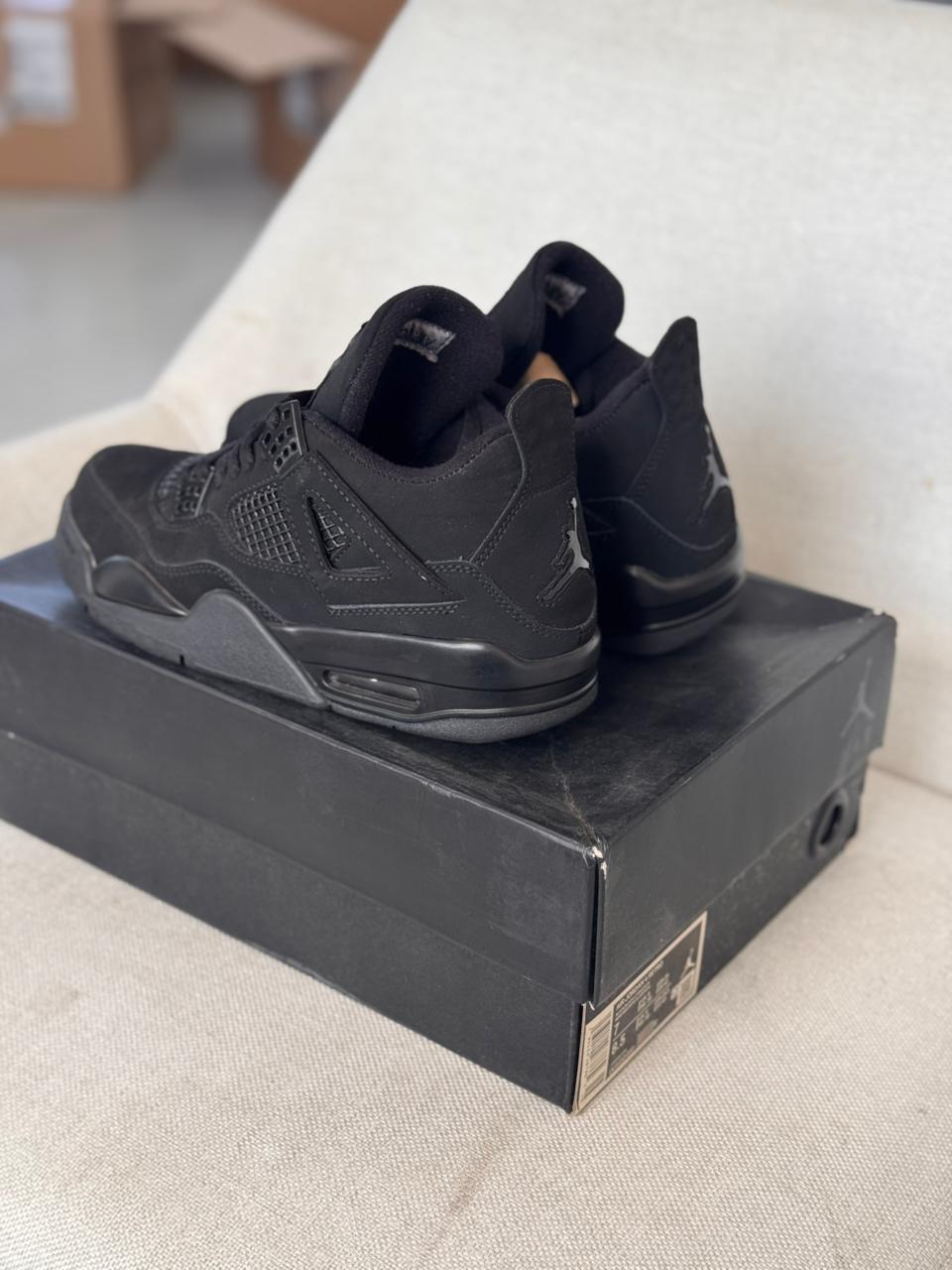 Nike Air Jordan 4 Retro "Black Cat" (Pronta entrega, 38)