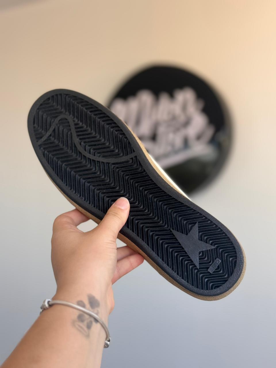 Super-Star Golden Goose "Black Star" (Pronta entrega, 44)