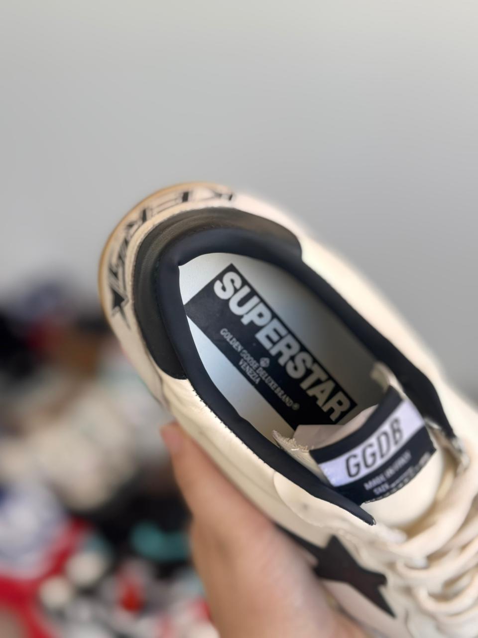 Super-Star Golden Goose "Black Star" (Pronta entrega, 44)