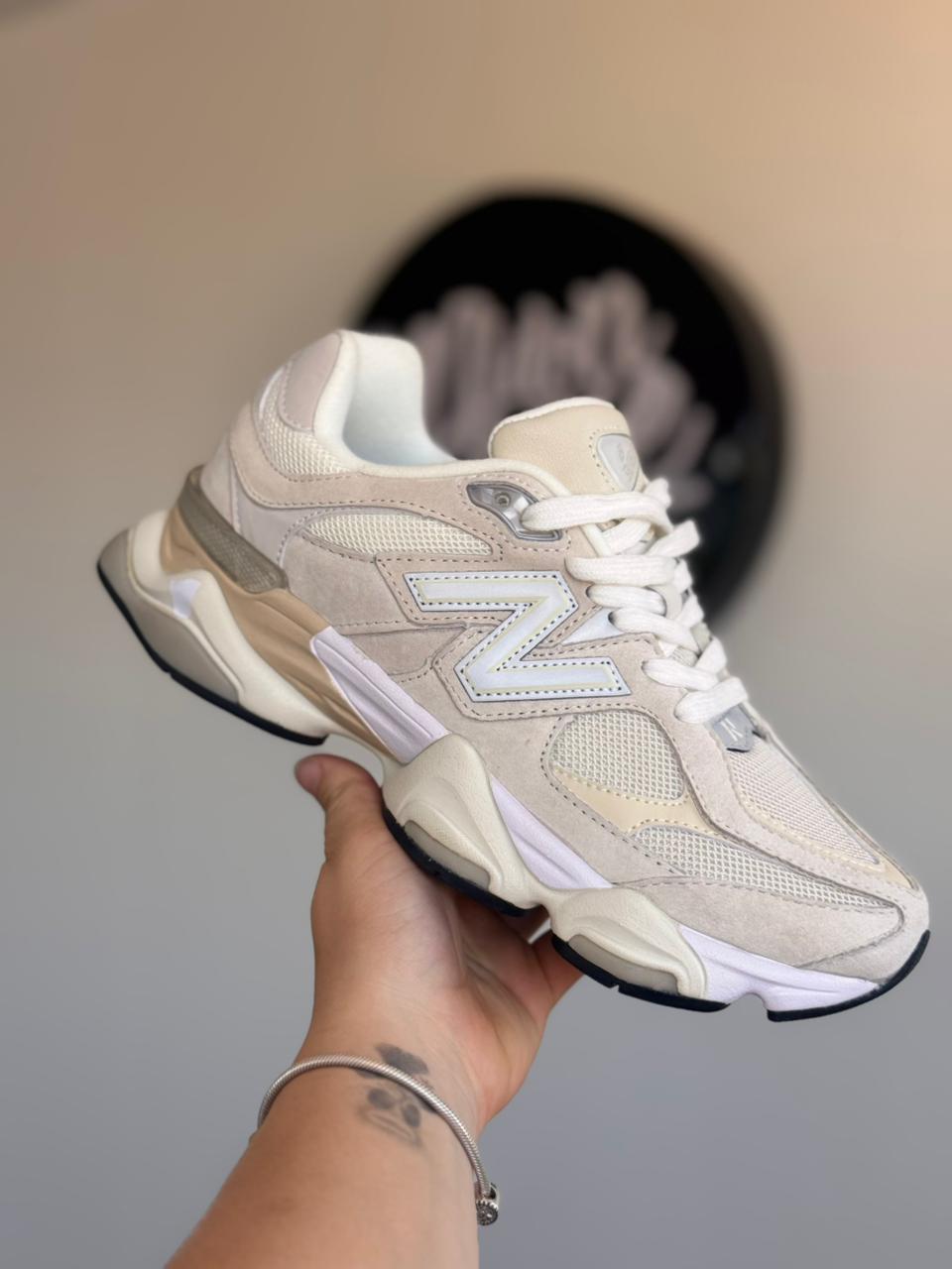 New Balance 9060 "Beige" (Pronta Entrega, 39.5)