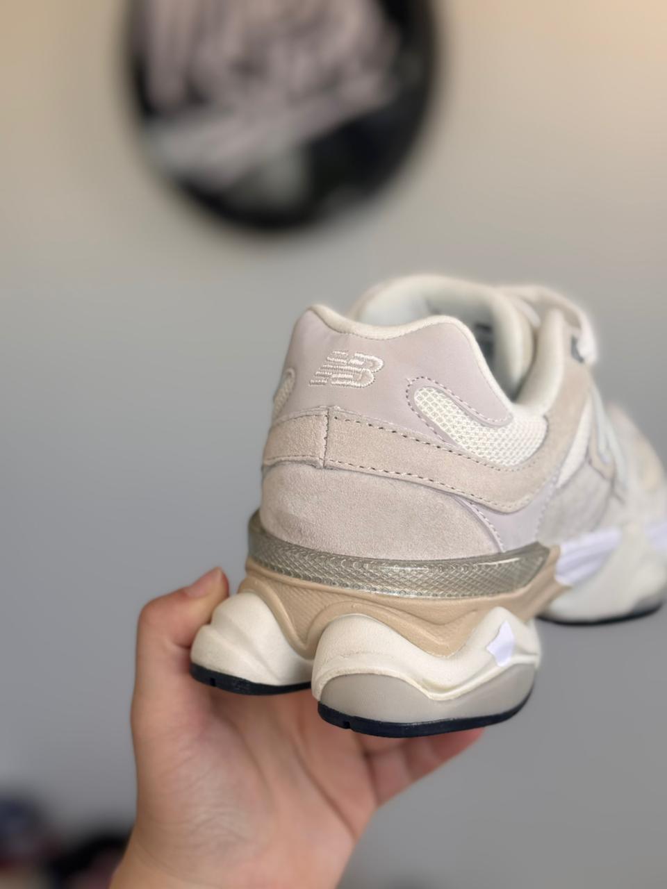 New Balance 9060 "Beige" (Pronta Entrega, 39.5)