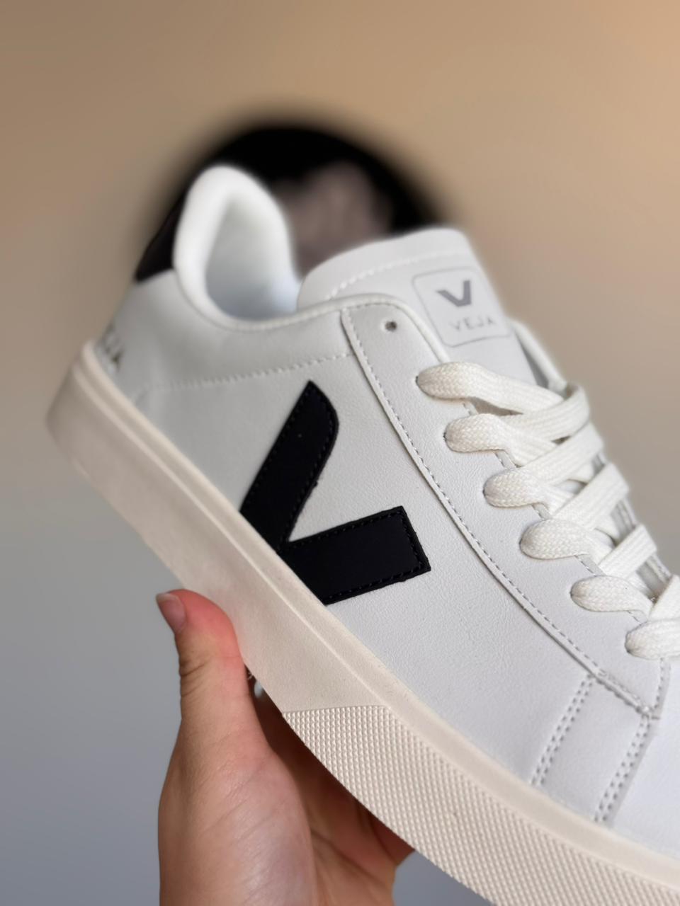 VEJA Campo “Black/White” (Pronta entrega, 42)
