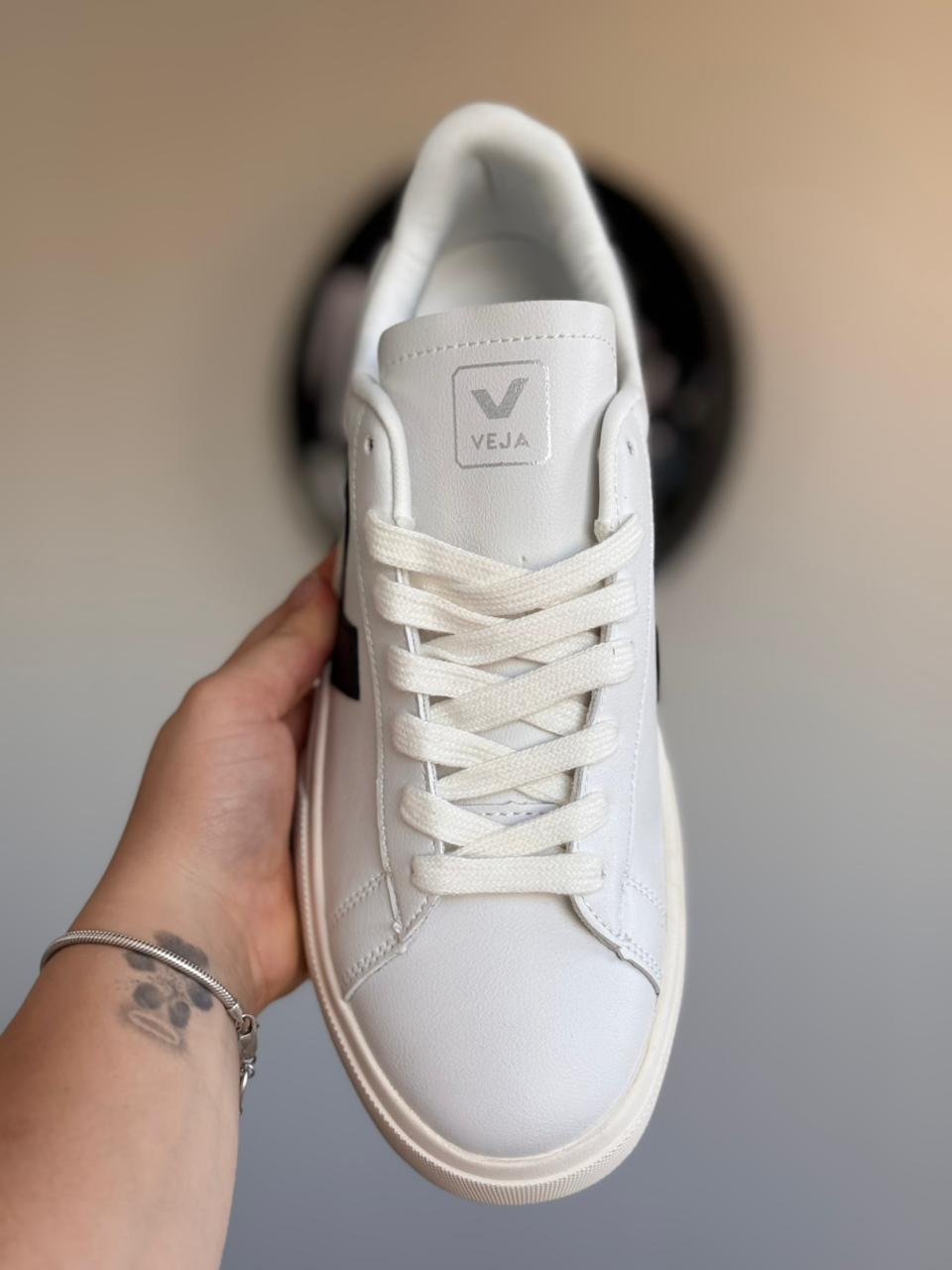 VEJA Campo “Black/White” (Pronta entrega, 42)