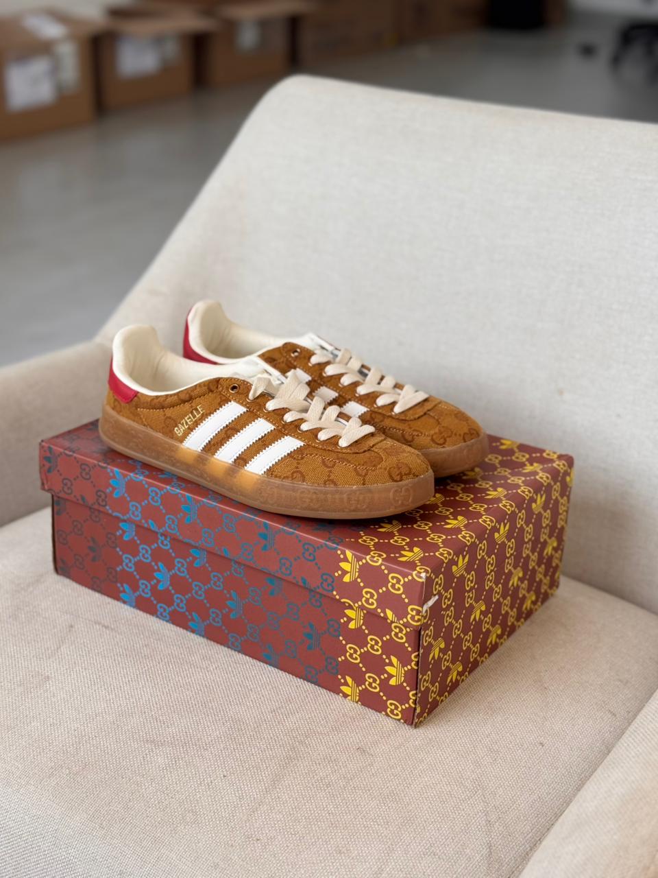 Gucci x Adidas Gazelle "GG Monogram" (Pronta entrega, 37)