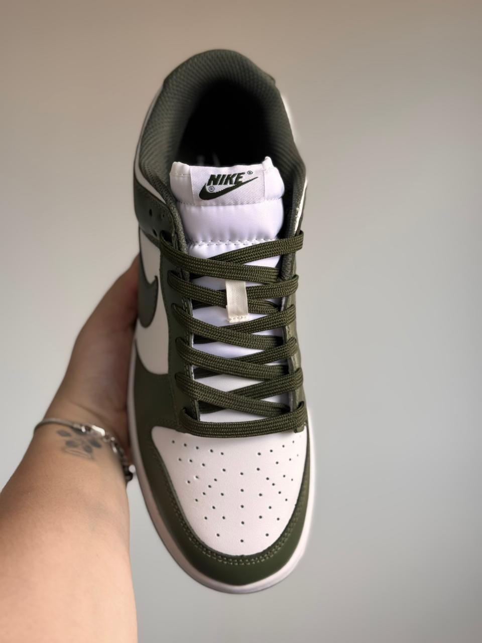 Nike Dunk Low Medium Olive (40.5, Pronta Entrega)