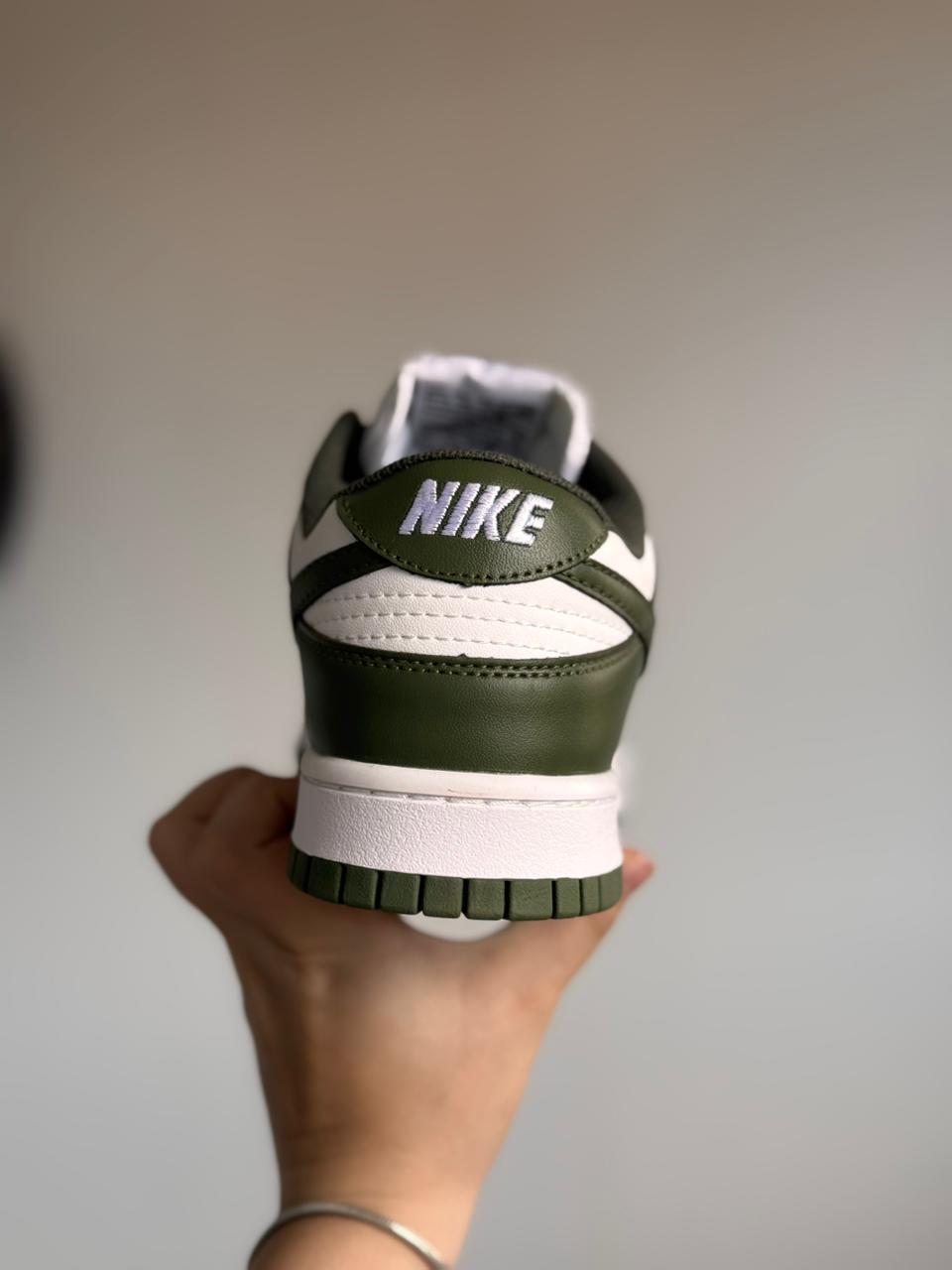 Nike Dunk Low Medium Olive (40.5, Pronta Entrega)
