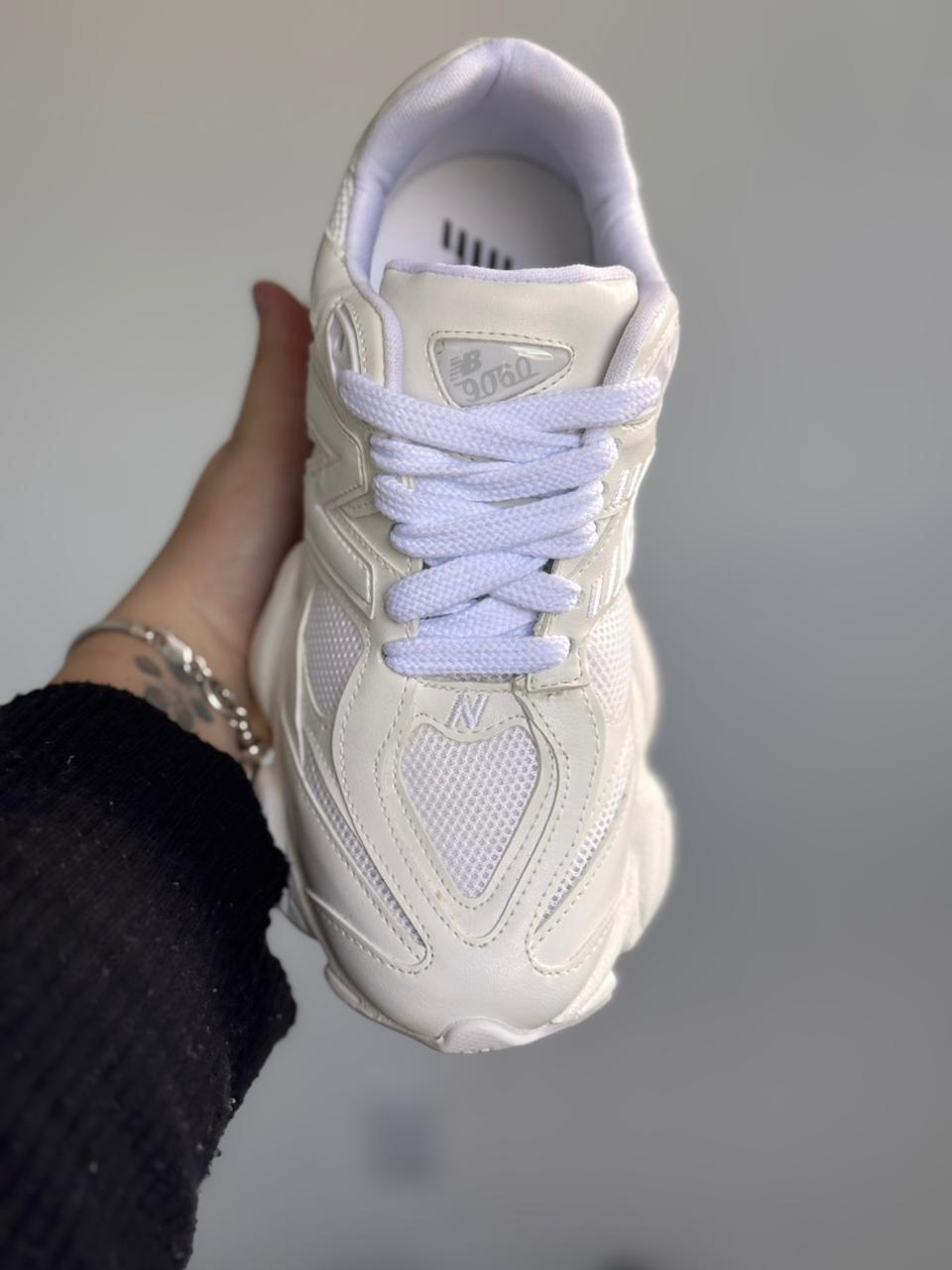 New Balance 9060 "Silver Grey" (Pronta entrega, 35)