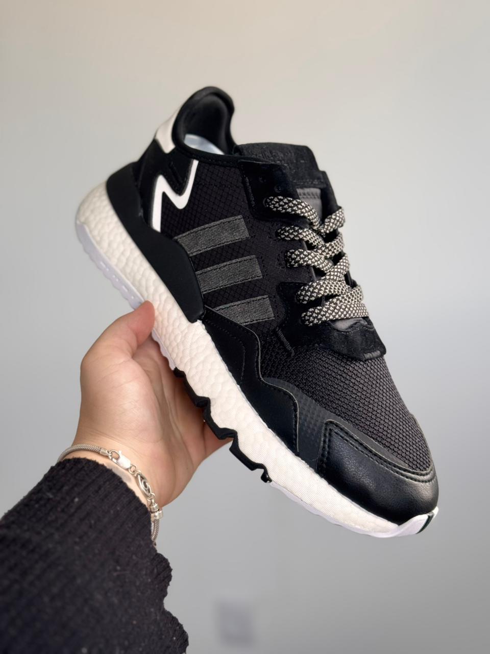 Adidas Nite Jogger "Core Black" (Pronta entrega, 40)