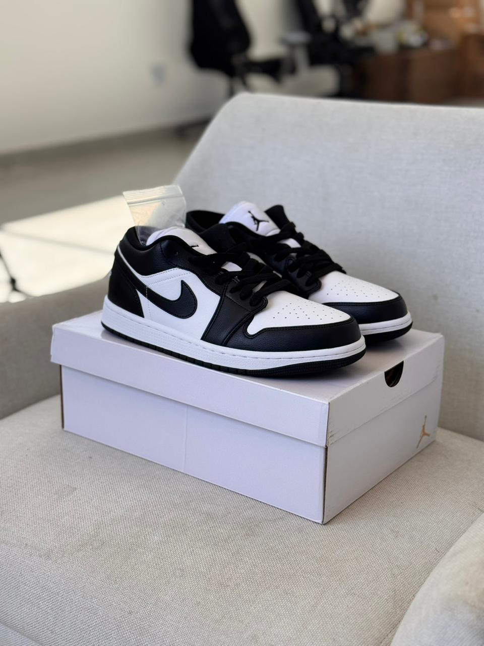 Nike Air Jordan 1 Low ''Panda'' (41, Pronta Entrega)
