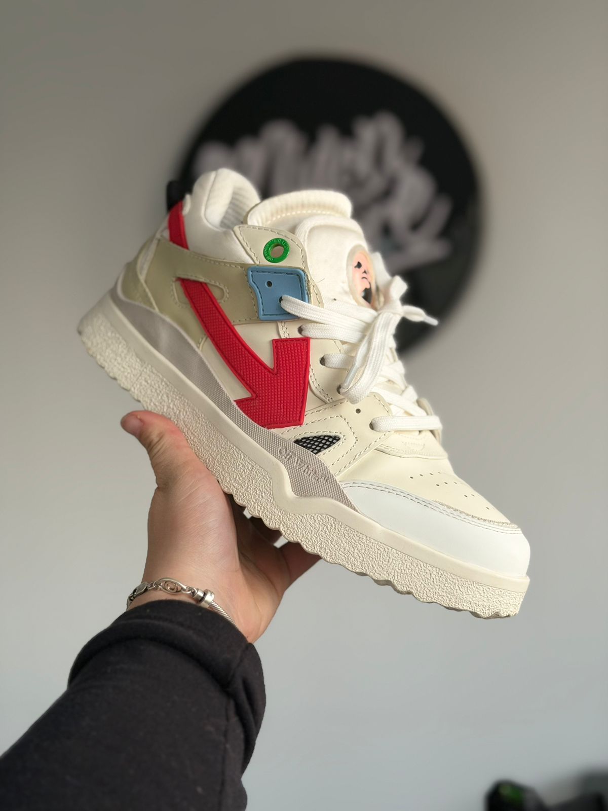 Off White Sponge Mid Leather (40/41, Pronta Entrega)