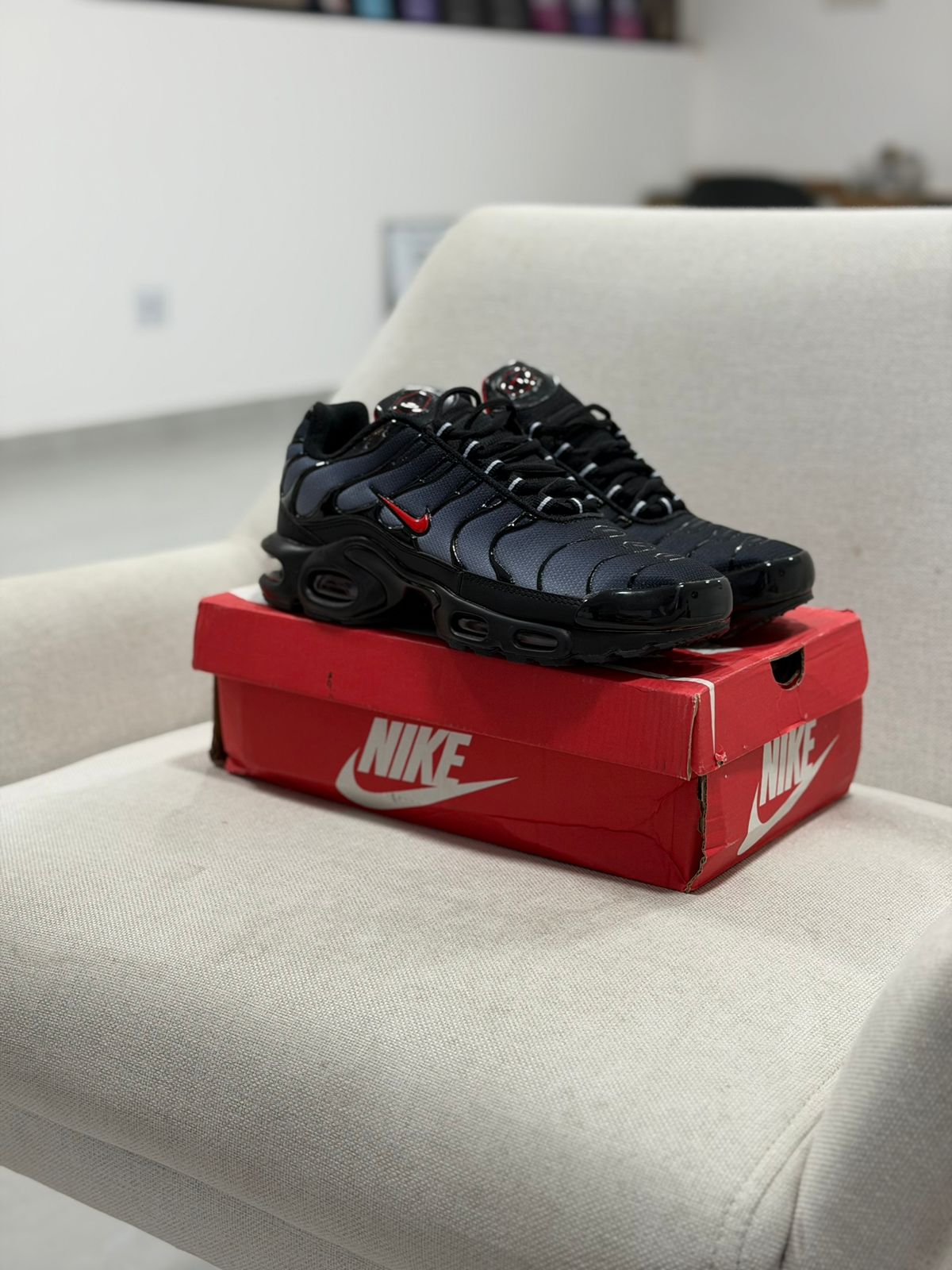 Nike Air Max Plus "Dracula" (40,41, Pronta Entrega)