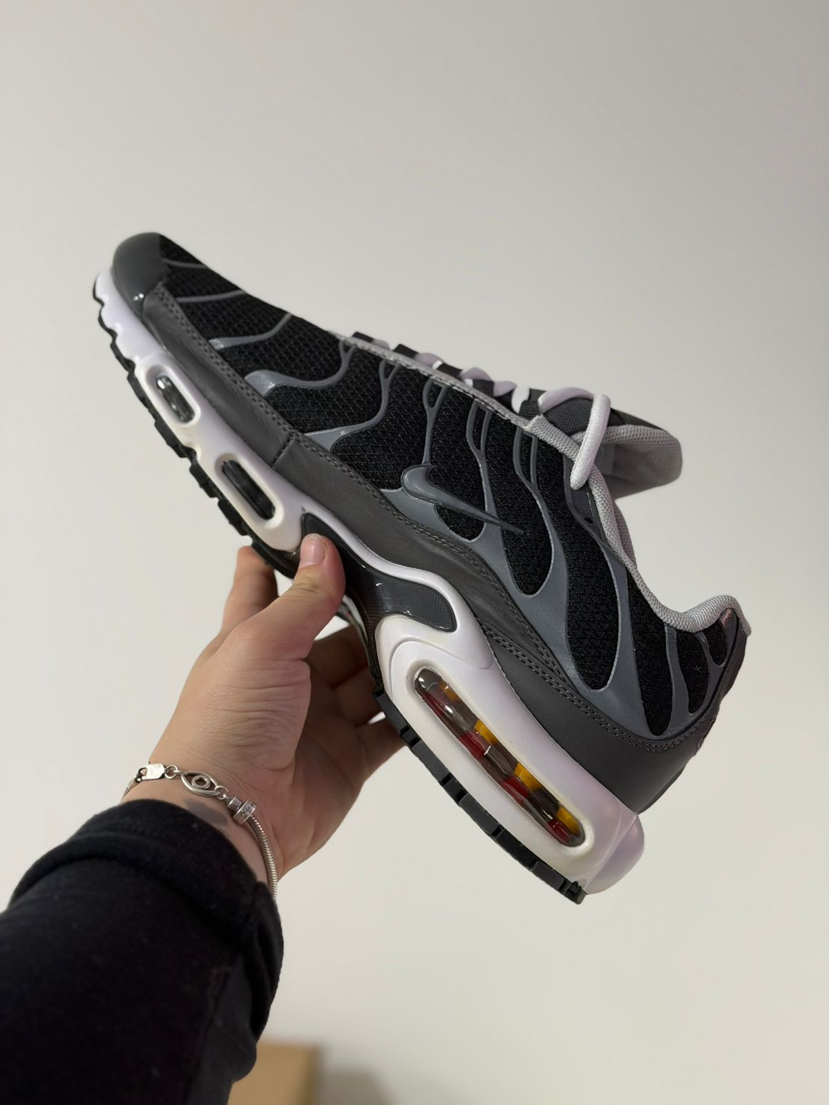 Air Max TN Plus "Cool Grey" (43, Pronta Entrega)