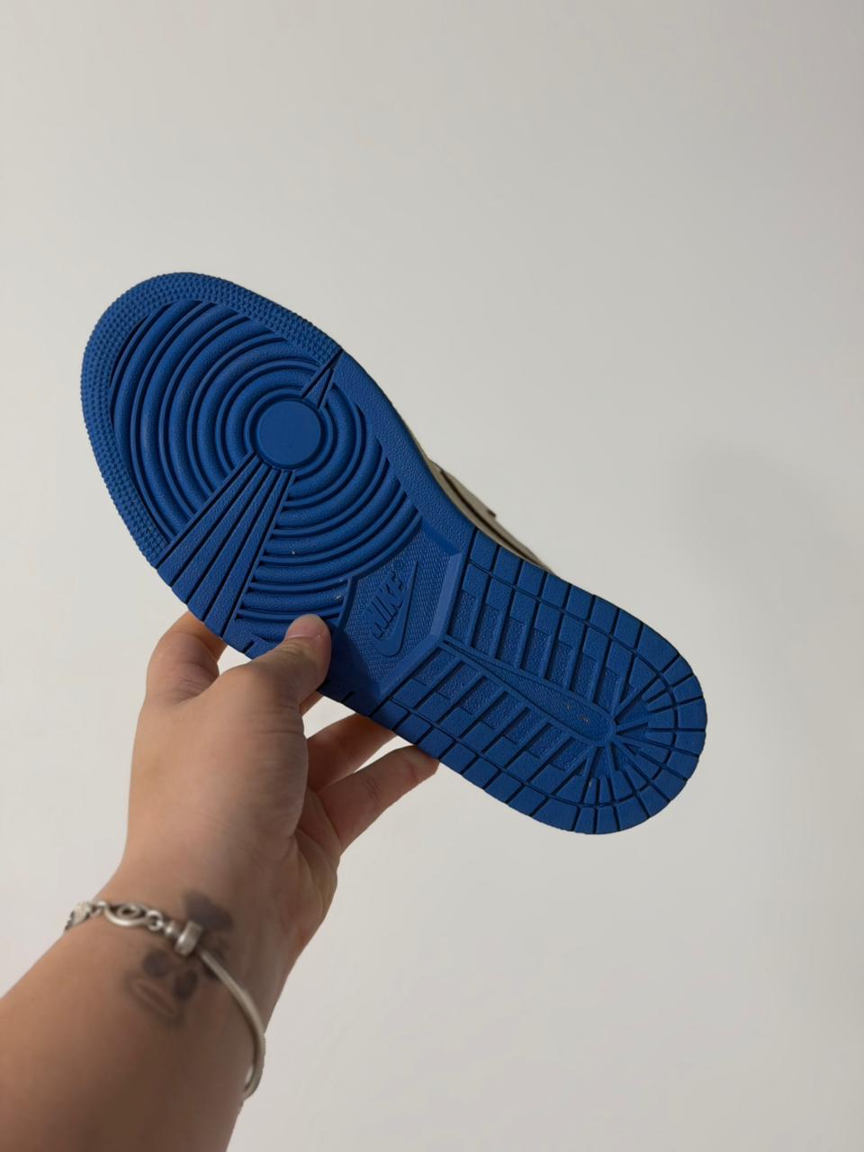 Fragment x Travis Scott x Air Jordan 1 Low OG SP "Sail Military Blue" (34, Pronta Entrega)